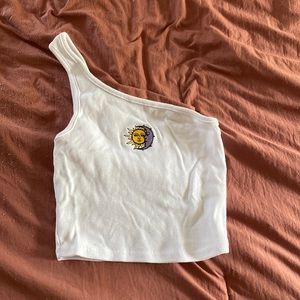 One shoulder crop top